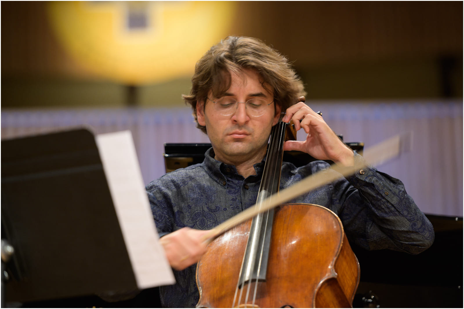 Valentin Rauh INTERVIU| Violoncelistul Valentin Răduțiu, la ICon Arts: